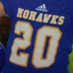 Meet your Posher, Max